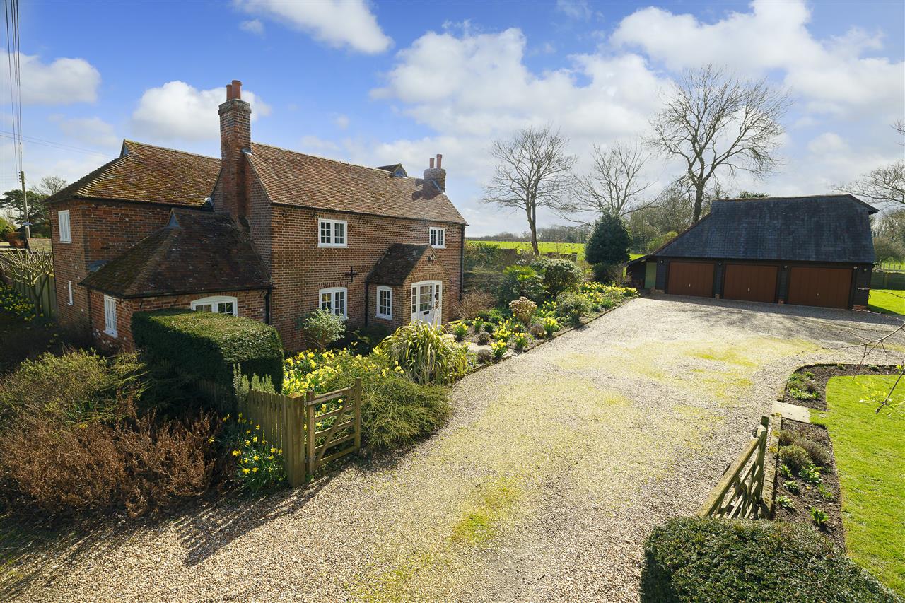 Old Renville Farmhouse Image